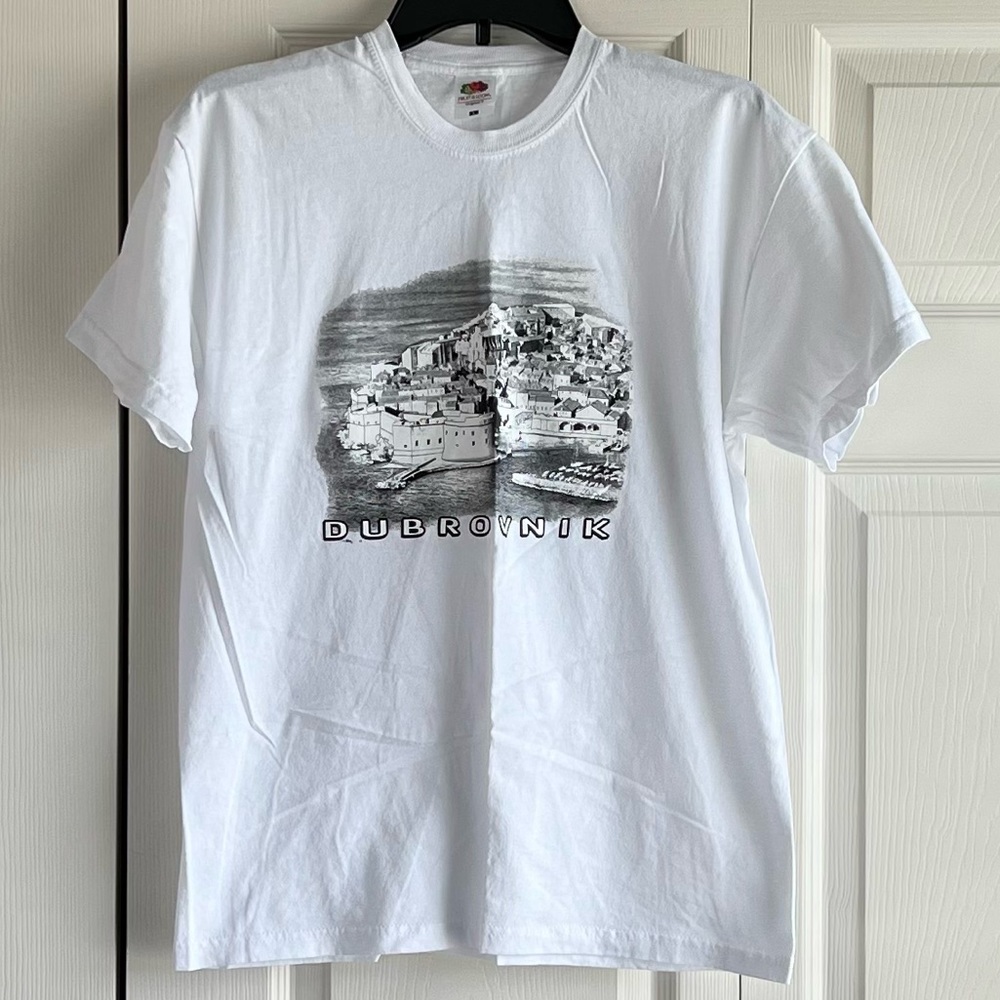 Men’s New Large Dubrovnik T-shirt